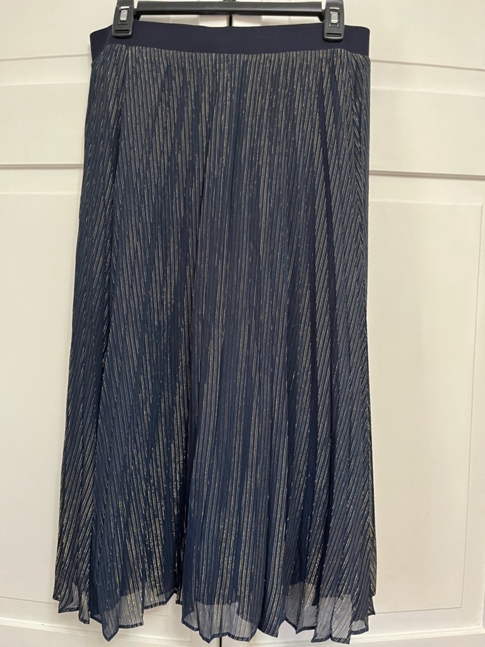 Ann Taylor Navy Metallic Pleated Midi Skirt Size M